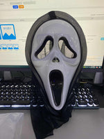 
              Fun World Adult Scream Mask
            