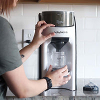 
              Baby Brezza New and Improved Formula Pro Advanced Formula Dispenser Machine - Automatically Mix a Warm Formula Bottle Instantly - Easily Make Bottle with Automatic Powder Blending, White
            